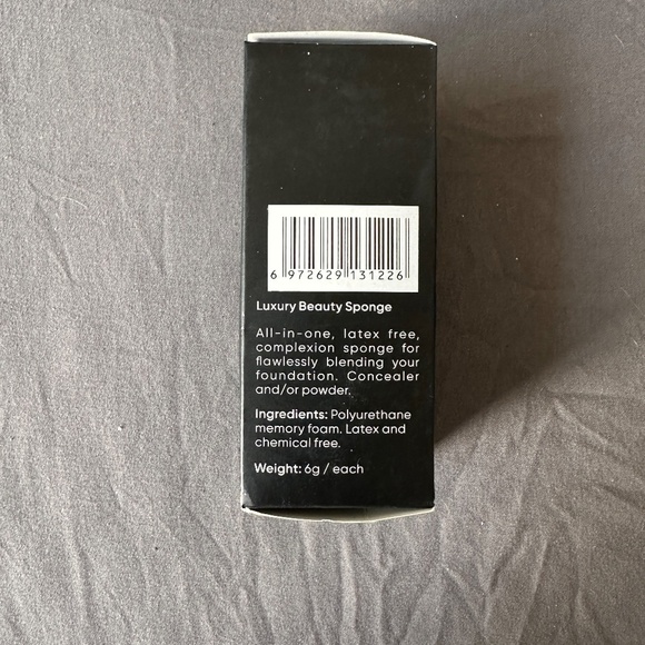 Elaina Badro Set of 2 Luxury Beauty Makeup Sponges BRAND NEW - Picture 4 of 6